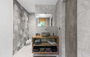 Elegant Three-Bedroom Residence in Crans-Montana - Crans-Montana, Switzerland