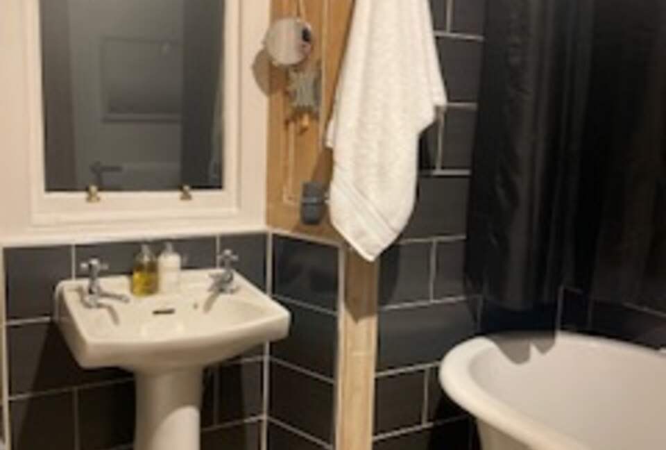 18th-Century Seaside Cottage Steps from the Beach - Limekilns Fife, United Kingdom