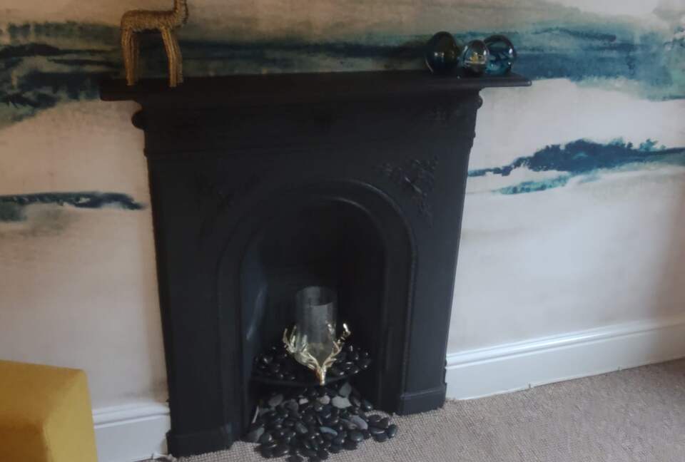 18th-Century Seaside Cottage Steps from the Beach - Limekilns Fife, United Kingdom