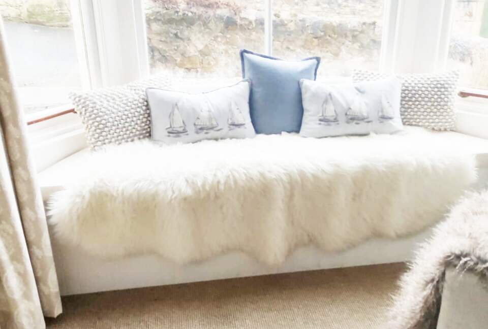 18th-Century Seaside Cottage Steps from the Beach - Limekilns Fife, United Kingdom