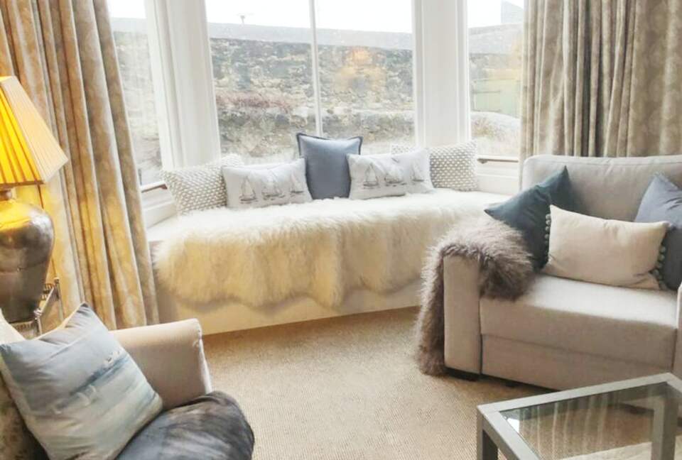 18th-Century Seaside Cottage Steps from the Beach - Limekilns Fife, United Kingdom