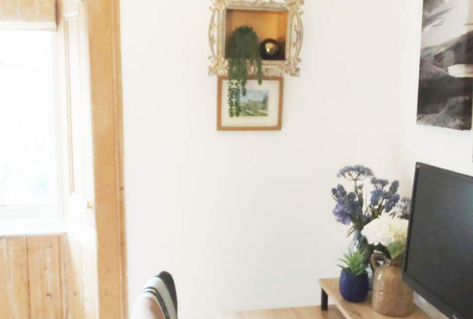 18th-Century Seaside Cottage Steps from the Beach - Limekilns Fife, United Kingdom