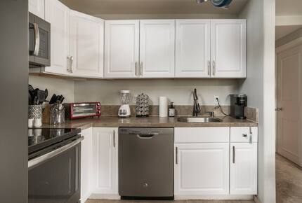 Stylish Indian Wells Studio with Mountain Views - Indian Wells, California