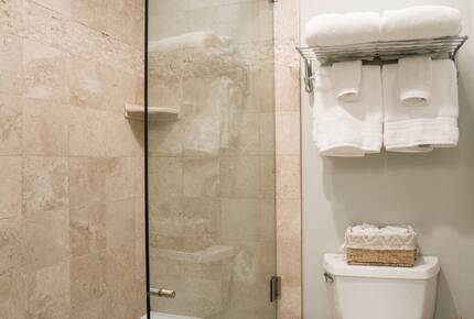 Stylish Indian Wells Studio with Mountain Views - Indian Wells, California