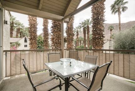Stylish Indian Wells Studio with Mountain Views - Indian Wells, California