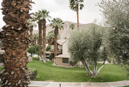 Stylish Indian Wells Studio with Mountain Views - Indian Wells, California