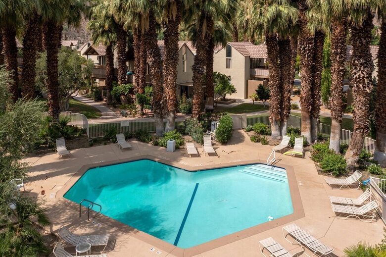 Stylish Indian Wells Studio with Mountain Views - Indian Wells, California
