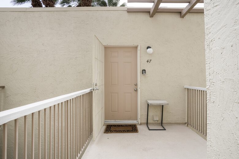 Stylish Indian Wells Studio with Mountain Views - Indian Wells, California