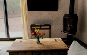 Whispering Oaks Cottage - Topanga, California