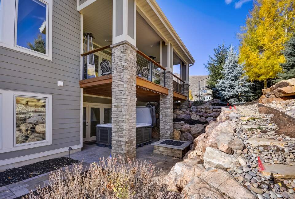 Elegant Midway Retreat with Alpine Views Close to Deer Valley Ski Resort - Midway, Utah