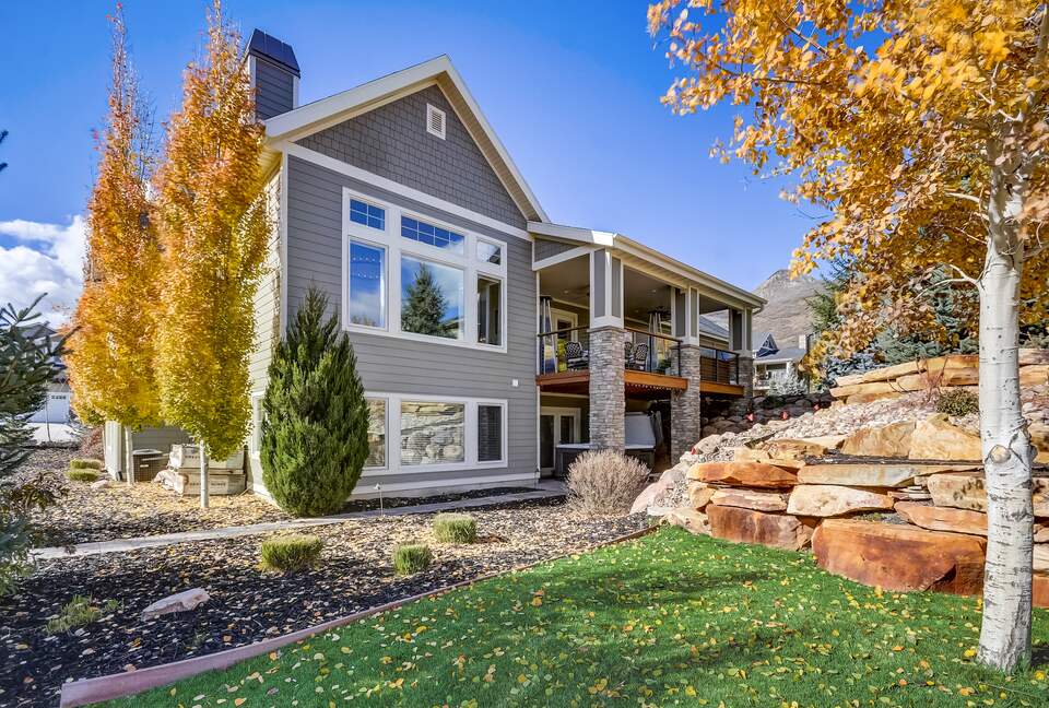 Elegant Midway Retreat with Alpine Views Close to Deer Valley Ski Resort - Midway, Utah