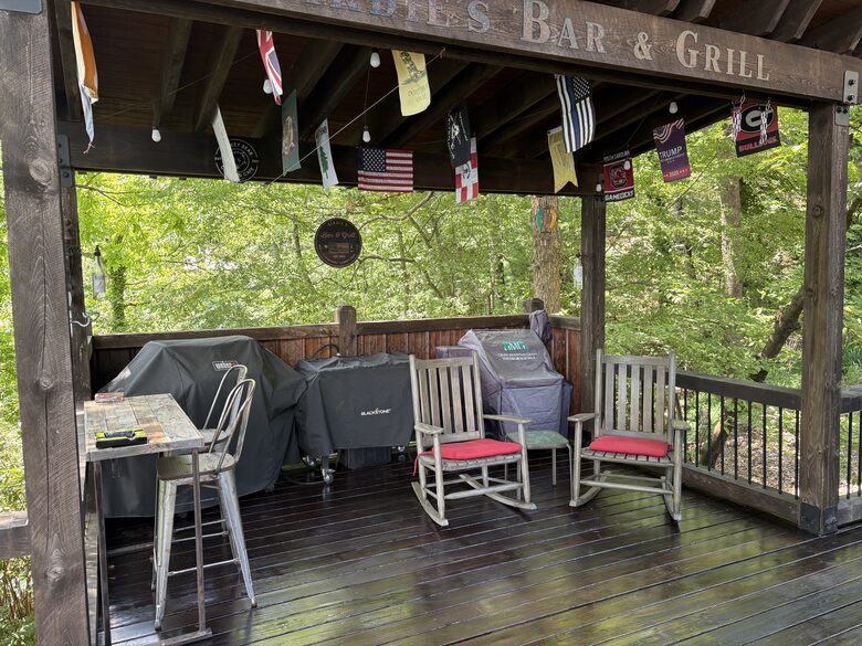 Grilling porch