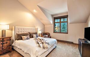 Mountain Majesty Meets Golfside Luxury | Cordillera - Vail Valley - Edwards, Colorado