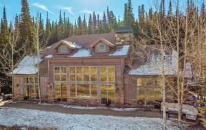 Mountain Majesty Meets Golfside Luxury | Cordillera - Vail Valley - Edwards, Colorado