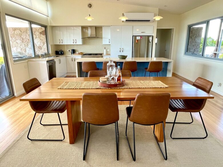 Bushland Elegance on Pelican Lagoon - Pelican Lagoon, Australia