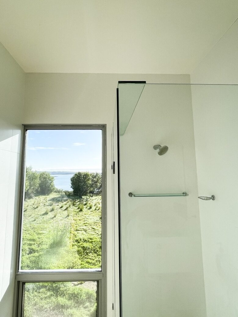 Bushland Elegance on Pelican Lagoon - Pelican Lagoon, Australia