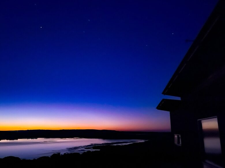 Bushland Elegance on Pelican Lagoon - Pelican Lagoon, Australia