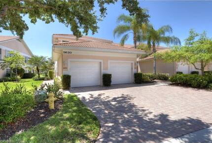 Serene Florida Retreat in a Gated Community - Naples, Florida