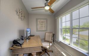 Serene Florida Retreat in a Gated Community - Naples, Florida