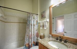 Serene Florida Retreat in a Gated Community - Naples, Florida