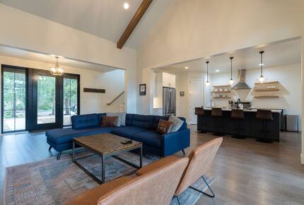 A Luxe Sunriver Family Retreat - Bend, Oregon