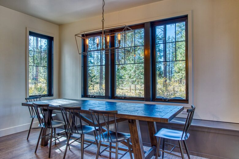 A Luxe Sunriver Family Retreat - Bend, Oregon