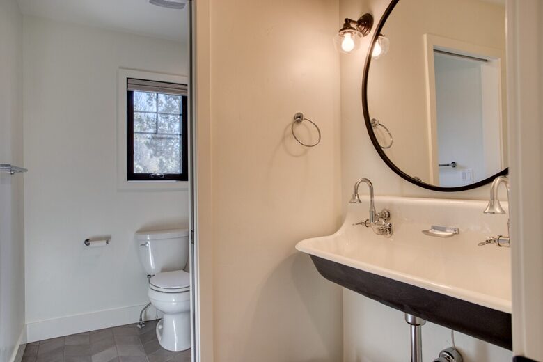 A Luxe Sunriver Family Retreat - Bend, Oregon