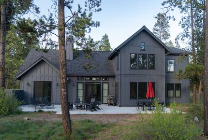A Luxe Sunriver Family Retreat - Bend, Oregon