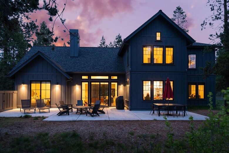 A Luxe Sunriver Family Retreat - Bend, Oregon