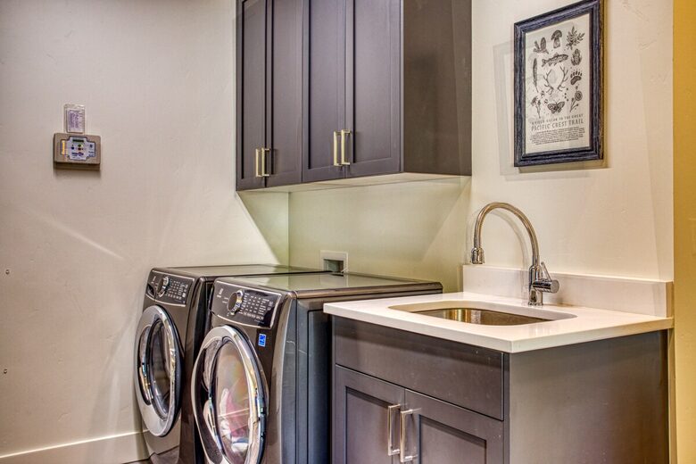 A Luxe Sunriver Family Retreat - Bend, Oregon