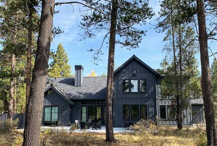 A Luxe Sunriver Family Retreat - Bend, Oregon