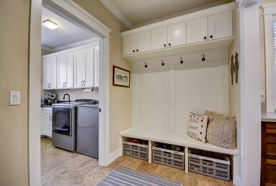 Elegant Midway Retreat with Alpine Views Close to Deer Valley Ski Resort - Midway, Utah