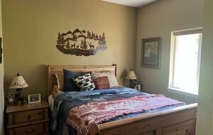 Guest bedroom