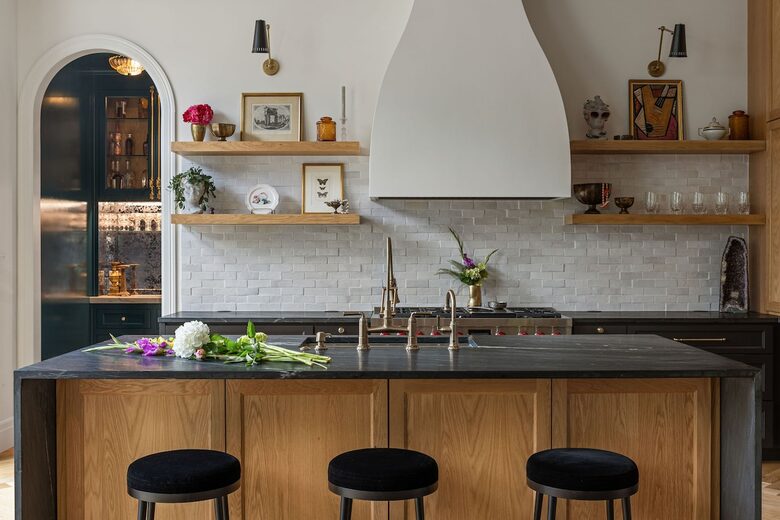 East Austin meets New Orleans - Austin, Texas