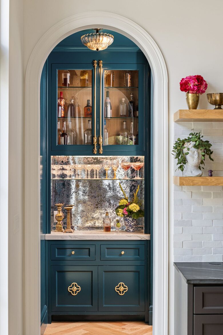 East Austin meets New Orleans - Austin, Texas