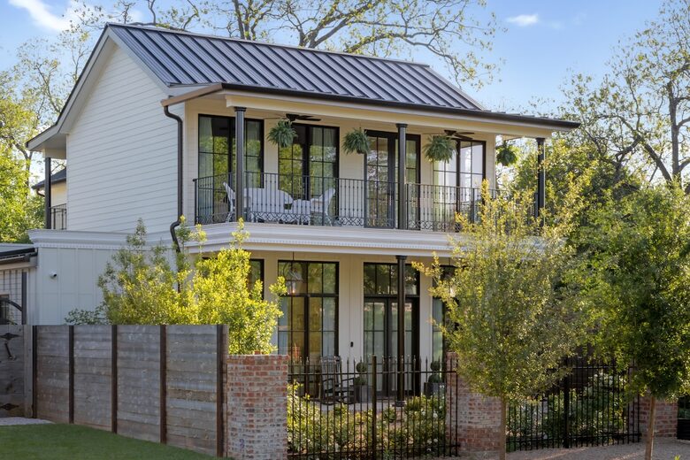 East Austin meets New Orleans - Austin, Texas