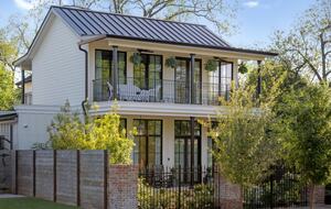 East Austin meets New Orleans - Austin, Texas