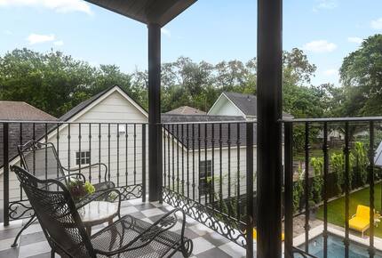 East Austin meets New Orleans - Austin, Texas