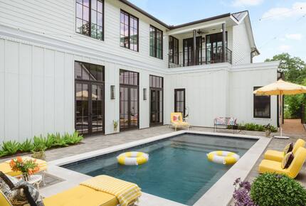 East Austin meets New Orleans - Austin, Texas