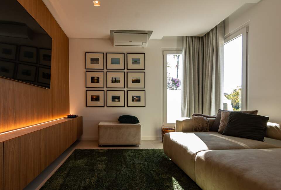 Elegant Florianópolis Villa with Private Pool & Gardens - Florianópolis, Brazil