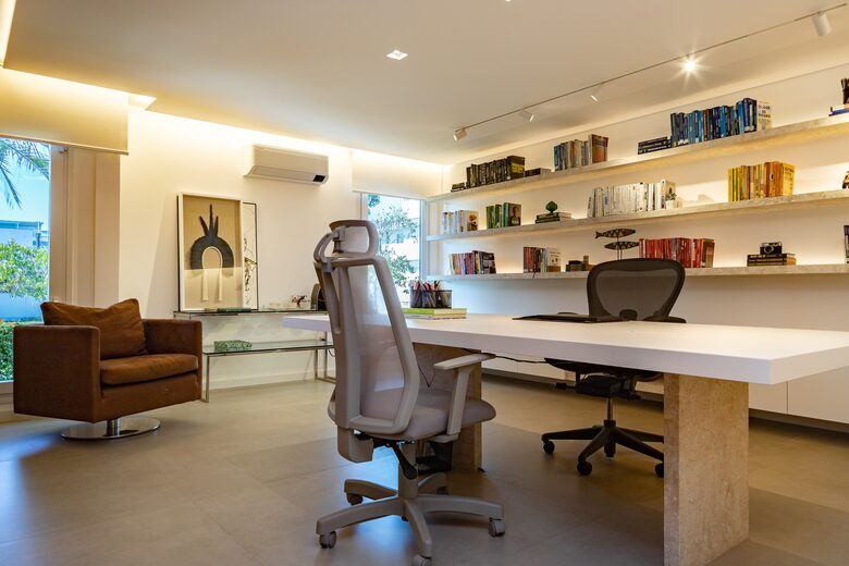 Elegant Florianópolis Villa with Private Pool & Gardens - Florianópolis, Brazil