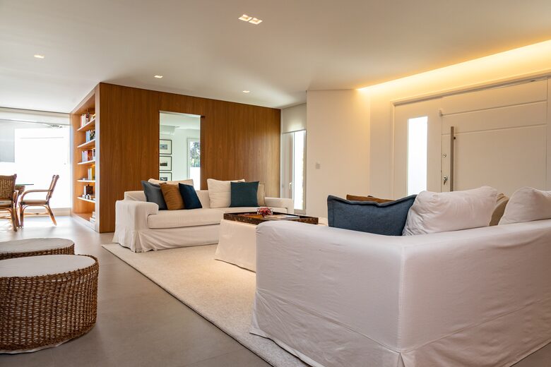 Elegant Florianópolis Villa with Private Pool & Gardens - Florianópolis, Brazil