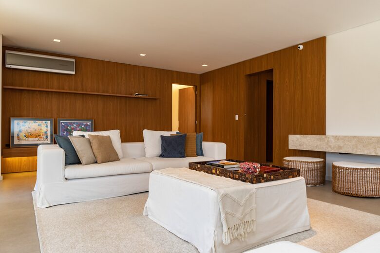 Elegant Florianópolis Villa with Private Pool & Gardens - Florianópolis, Brazil