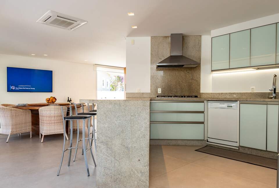 Elegant Florianópolis Villa with Private Pool & Gardens - Florianópolis, Brazil