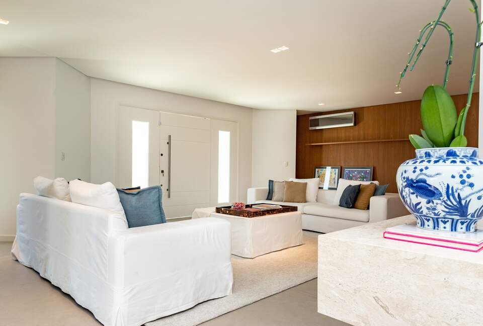 Elegant Florianópolis Villa with Private Pool & Gardens - Florianópolis, Brazil