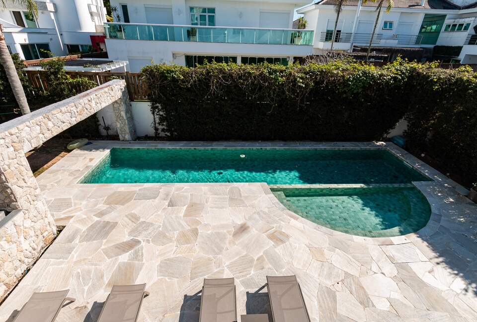 Elegant Florianópolis Villa with Private Pool & Gardens - Florianópolis, Brazil