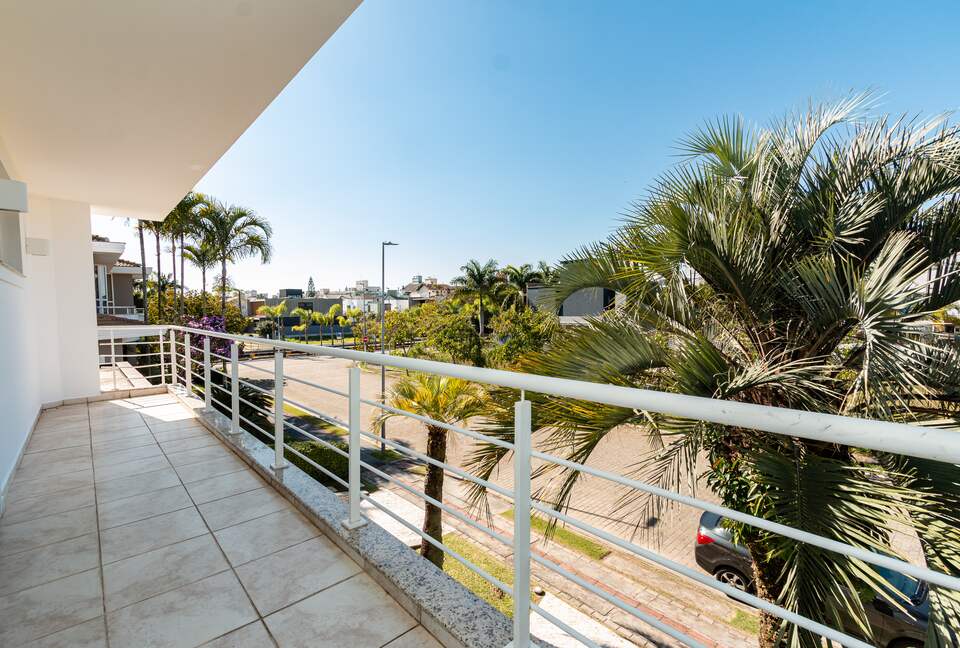 Elegant Florianópolis Villa with Private Pool & Gardens - Florianópolis, Brazil