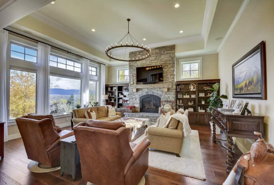 Elegant Midway Retreat with Alpine Views Close to Deer Valley Ski Resort - Midway, Utah
