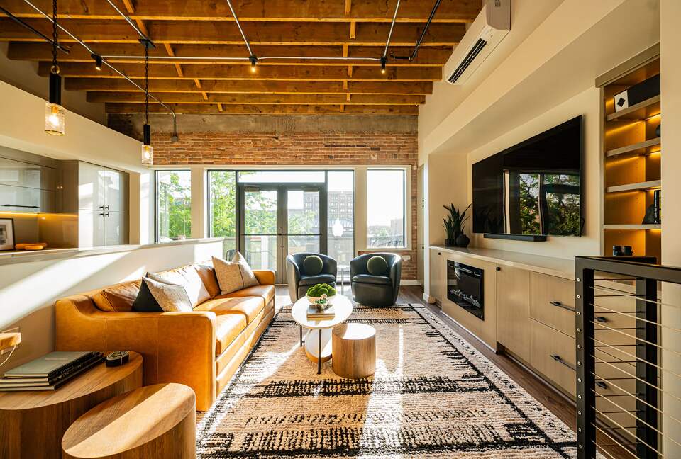 Historic Elegance Steps from Ski Access | Est 1878 - Ogden, Utah