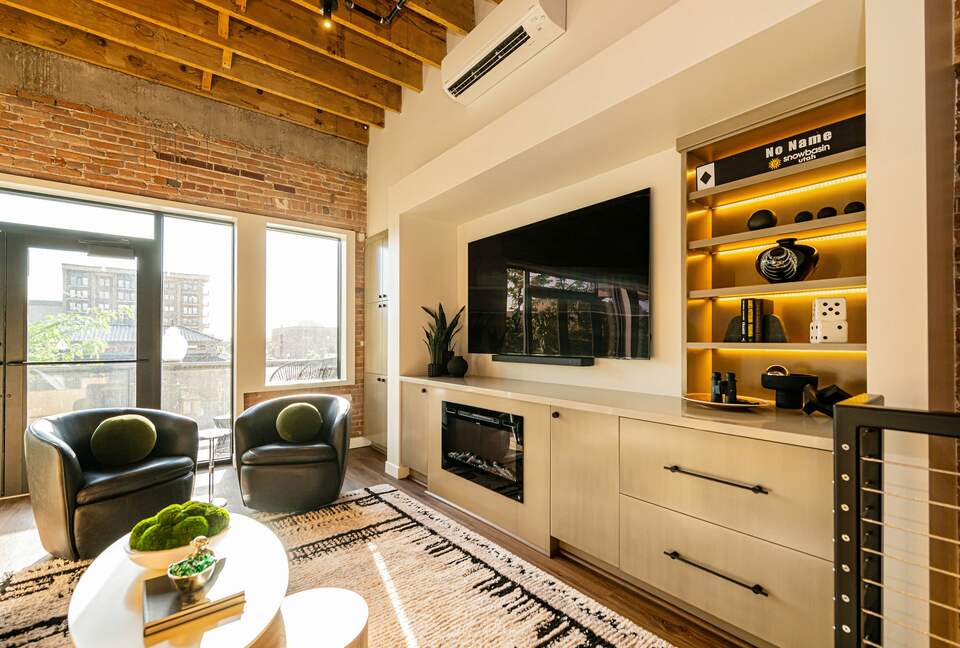 Historic Elegance Steps from Ski Access | Est 1878 - Ogden, Utah